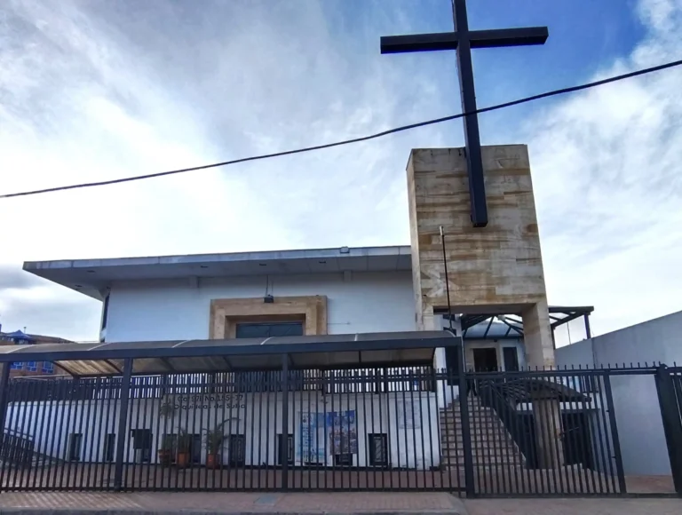 Parroquia Las Bienaventuranzas — Vicaría Nuestra Señora del Rosario, Engativá, Bogotá