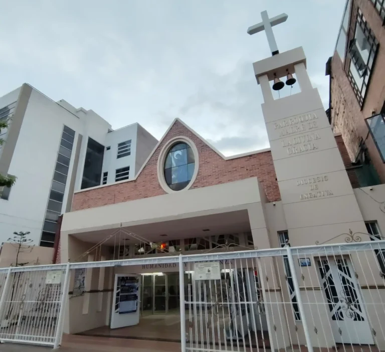 Parroquia Madre de la Divina Gracia — Vicaría Nuestra Señora del Rosario, Engativá, Bogotá