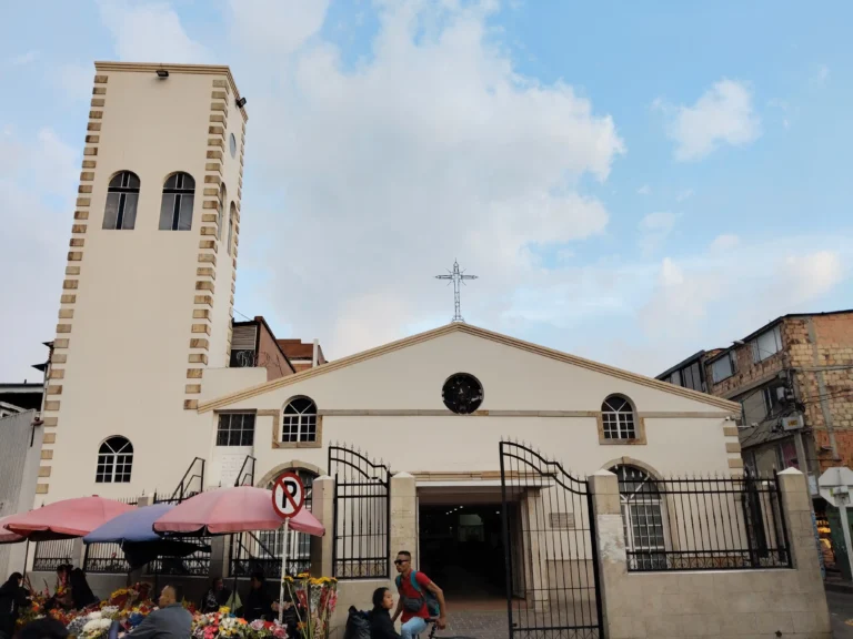 Parroquia San Agustín — Vicaría Nuestra Señora del Rosario, Engativá, Bogotá