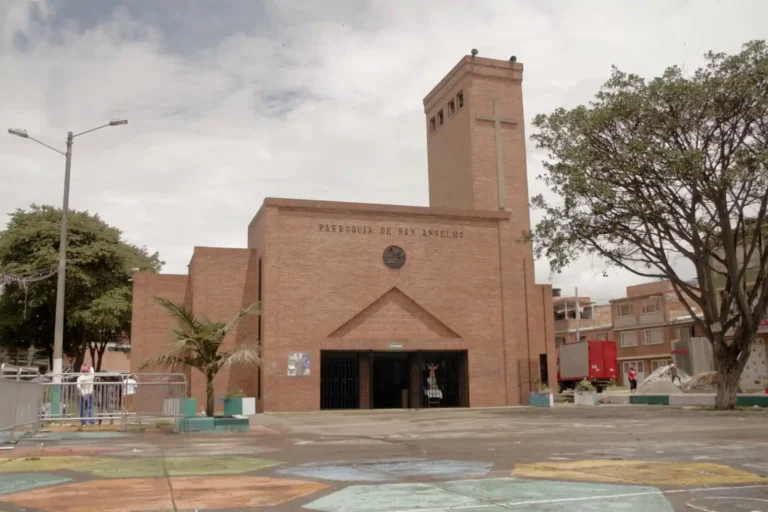 Parroquia San Anselmo — Vicaría Nuestra Señora del Rosario, Engativá, Bogotá