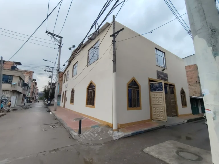 Parroquia Santa Cecilia — Vicaría Nuestra Señora del Rosario, Engativá, Bogotá