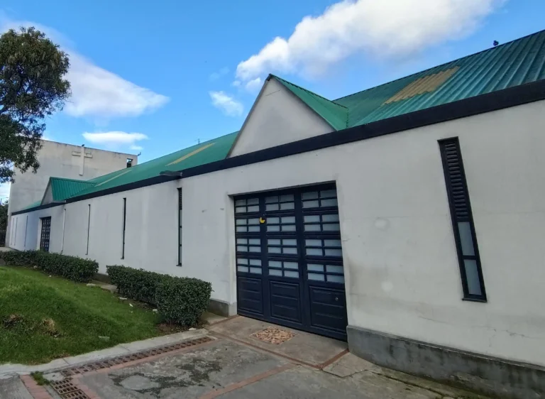 Parroquia Santa Gertrudis — Vicaría Nuestra Señora del Rosario, Engativá, Bogotá